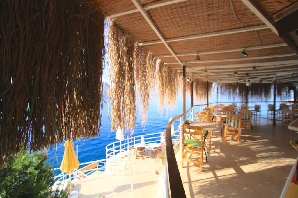 Caretta Hotel Kalkan Esterno foto