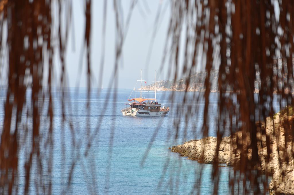 Caretta Hotel Kalkan Esterno foto