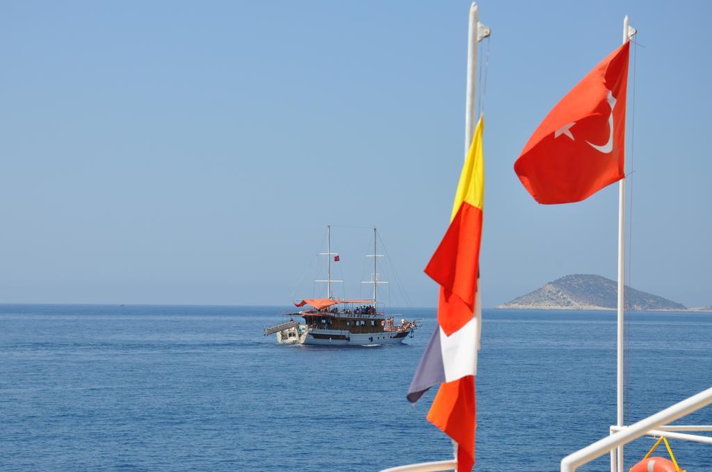 Caretta Hotel Kalkan Esterno foto